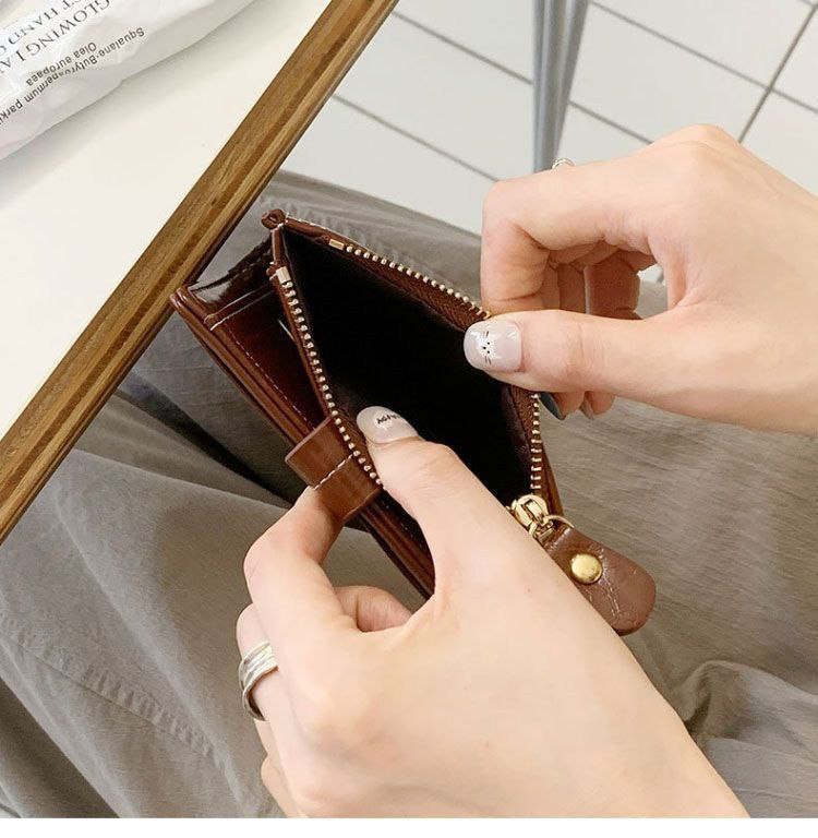 /public/uploads/photos/shares/Suzy bags/IMG_4606.jpeg